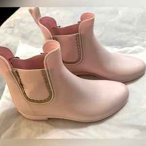 Size 8 Jack Rogers pink rain boots